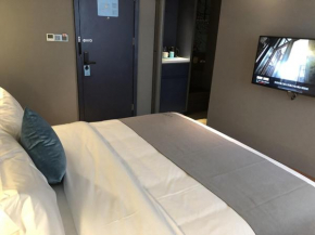 Lano Hotel Zhenjiang RT-Mart